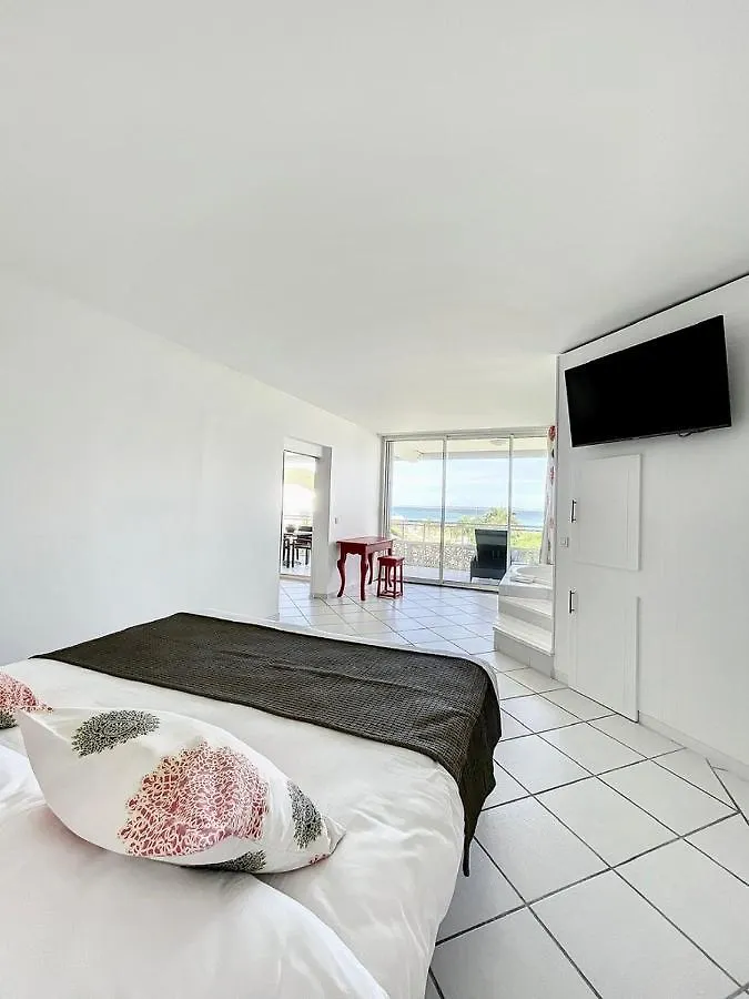 Le Domaine Anse Marcel Beach Resort