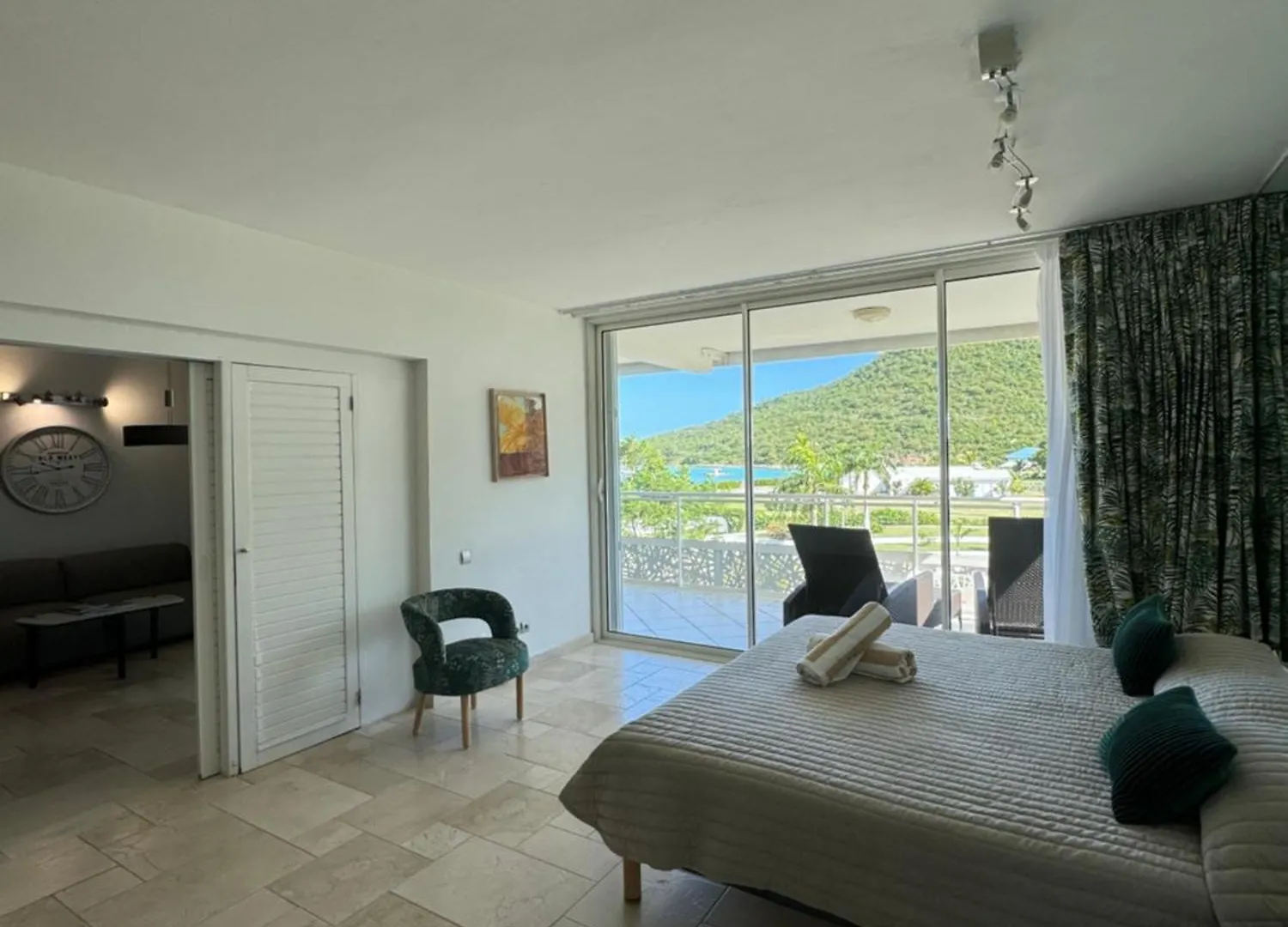 Aparthotel Le Domaine Anse Marcel Beach Resort