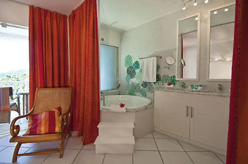 Aparthotel Le Domaine Anse Marcel Beach Resort