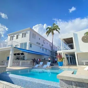 Seaview Hotel