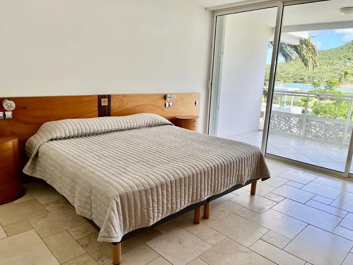 Le Domaine Anse Marcel Beach Resort 0*,